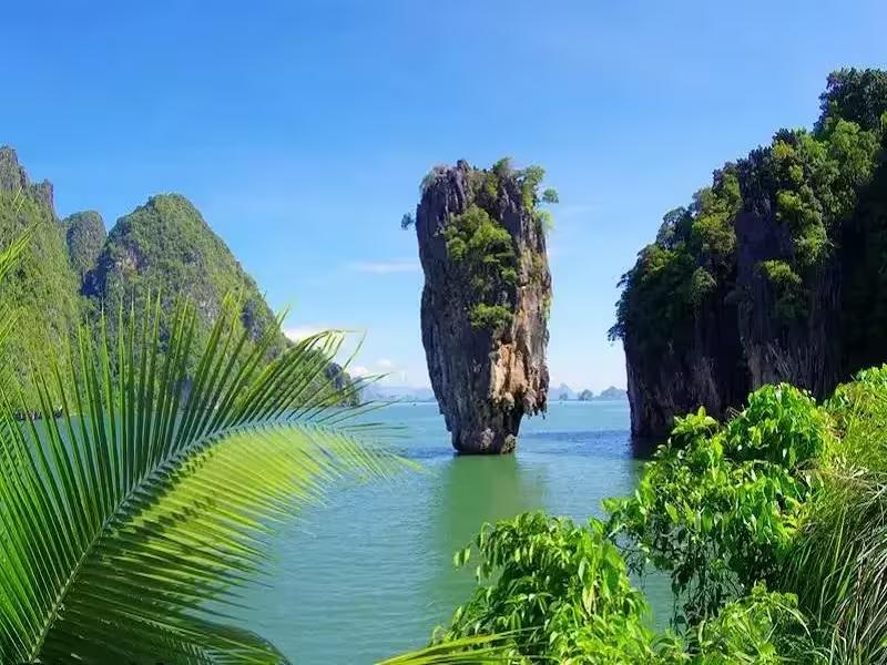 James Bond Island + Phi Phi Islands tour by Speedboat with Sea Canoe