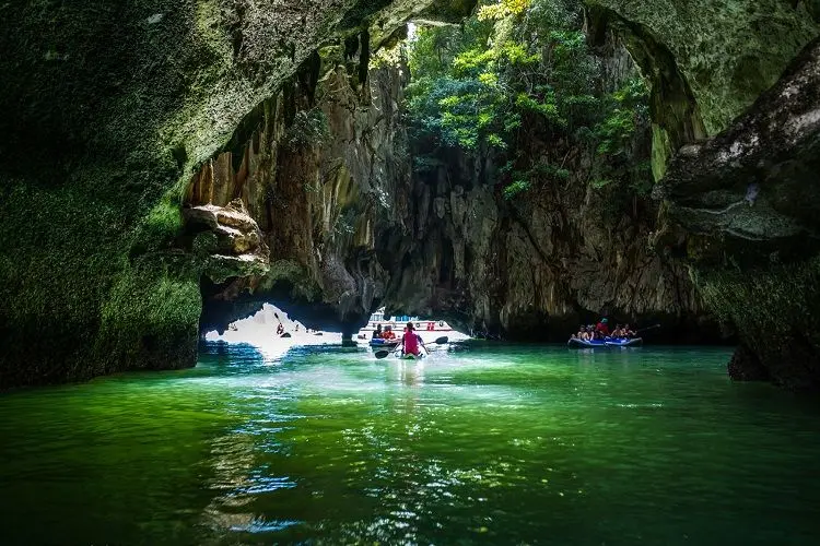 James Bond Island tours
