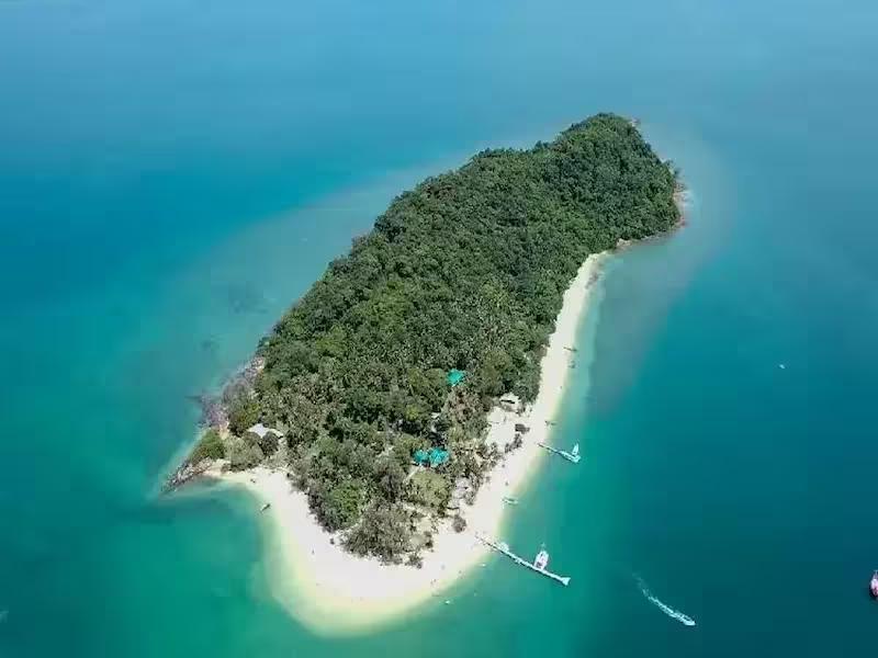 Scenic view of Naka Noi Island, a popular stop on Phuket jet ski tours